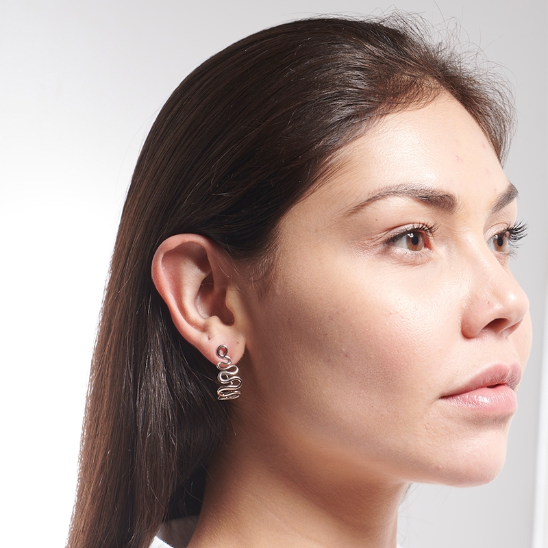 Serena Fox Wisp Hoop Earrings - model